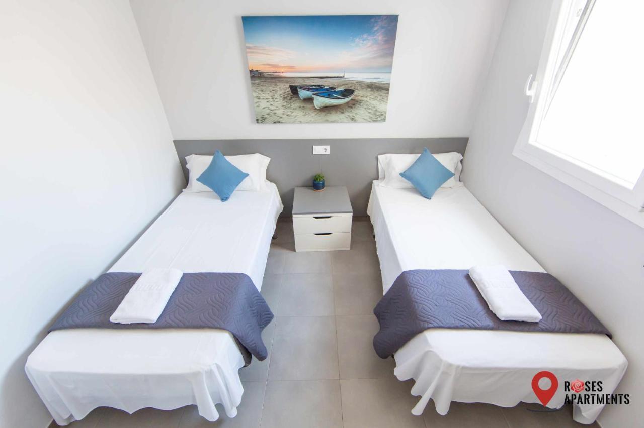 Roses Apartments Ocean 2 Habitaciones Vista Mar Lateral Eksteriør billede