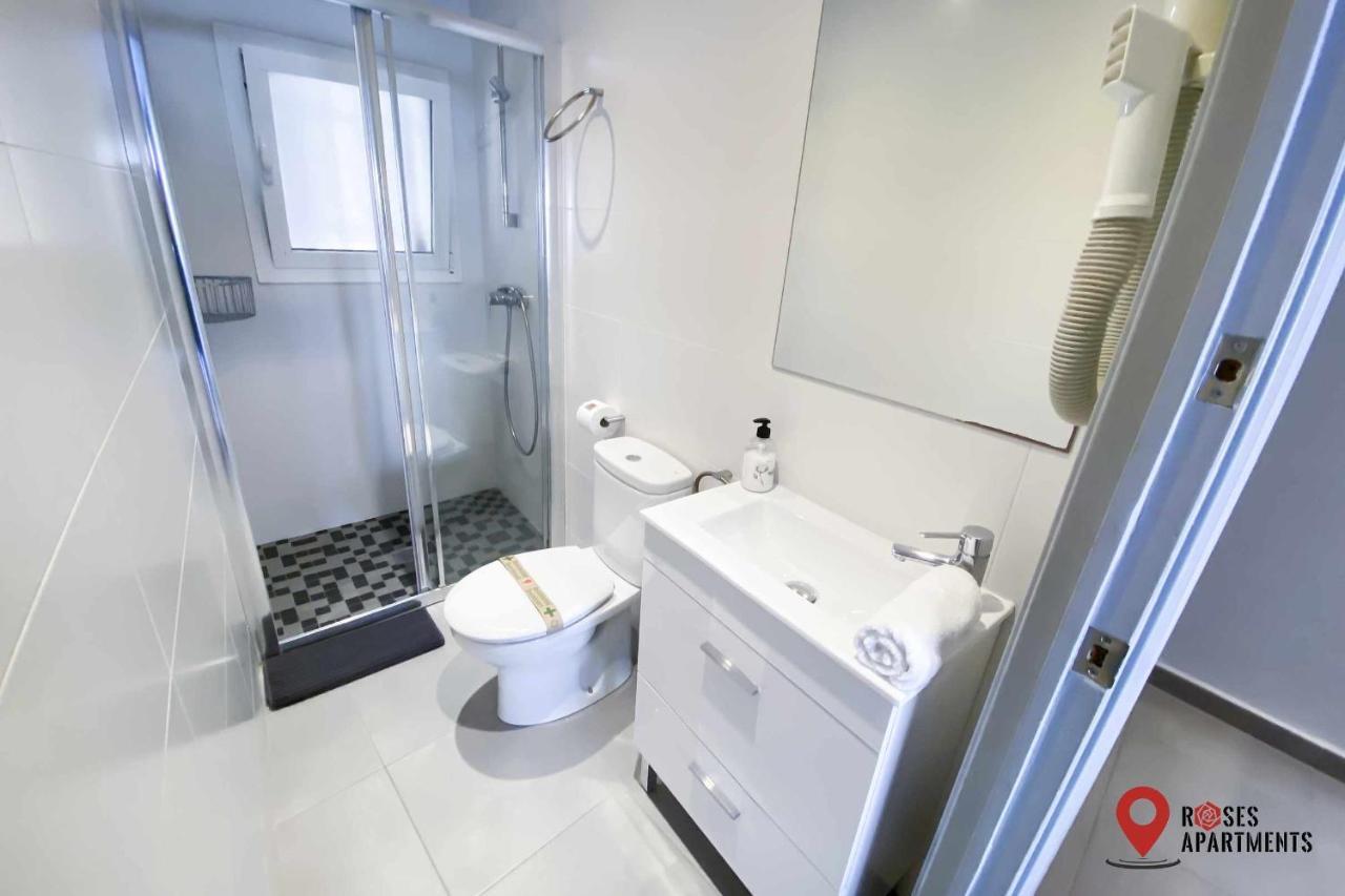 Roses Apartments Ocean 2 Habitaciones Vista Mar Lateral Eksteriør billede